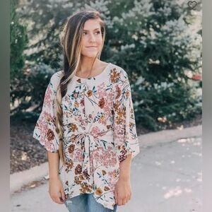 Women’s Willow & Root Floral Keyhole Tunic Top, Large, NWOT
